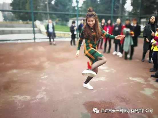 集團公司組織開展“三八”婦女節(jié)活動1.jpg 集團公司組織開展“三八”婦女節(jié)活動1.jpg